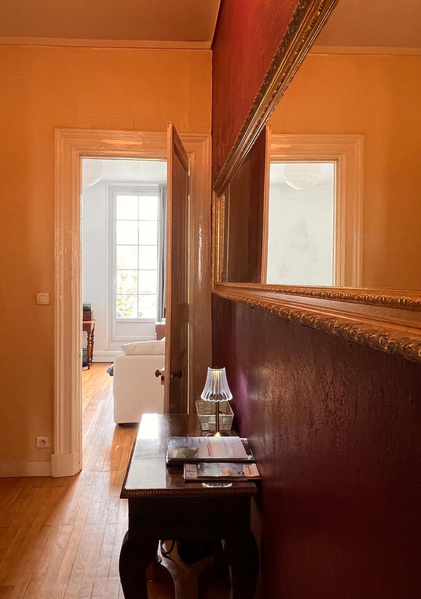 La Colbertine - Charming Apartment In Place Colbert Rochefort  Exteriör bild