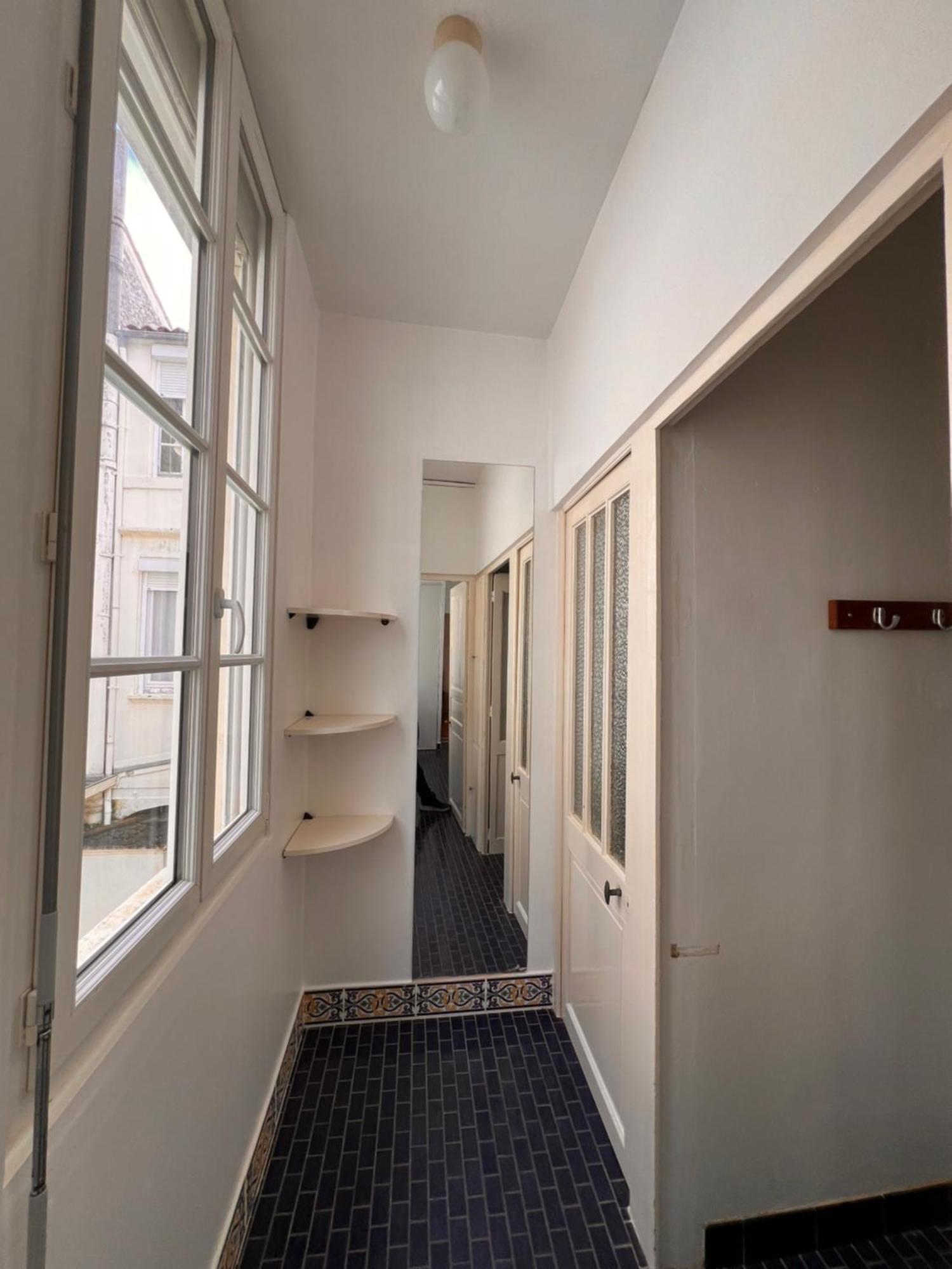 La Colbertine - Charming Apartment In Place Colbert Rochefort  Exteriör bild